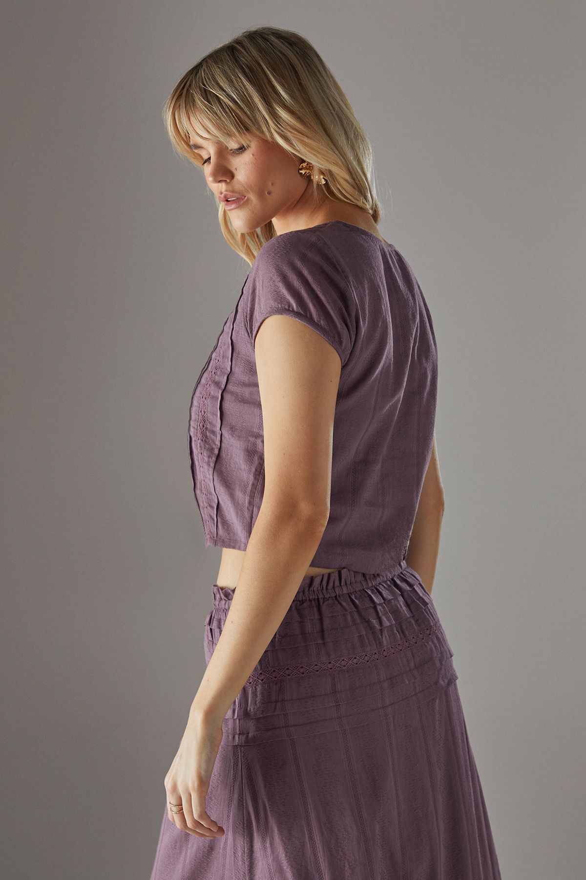 Warehouse Cotton Dobby Button Through Boho Crop Top Mauve image 4