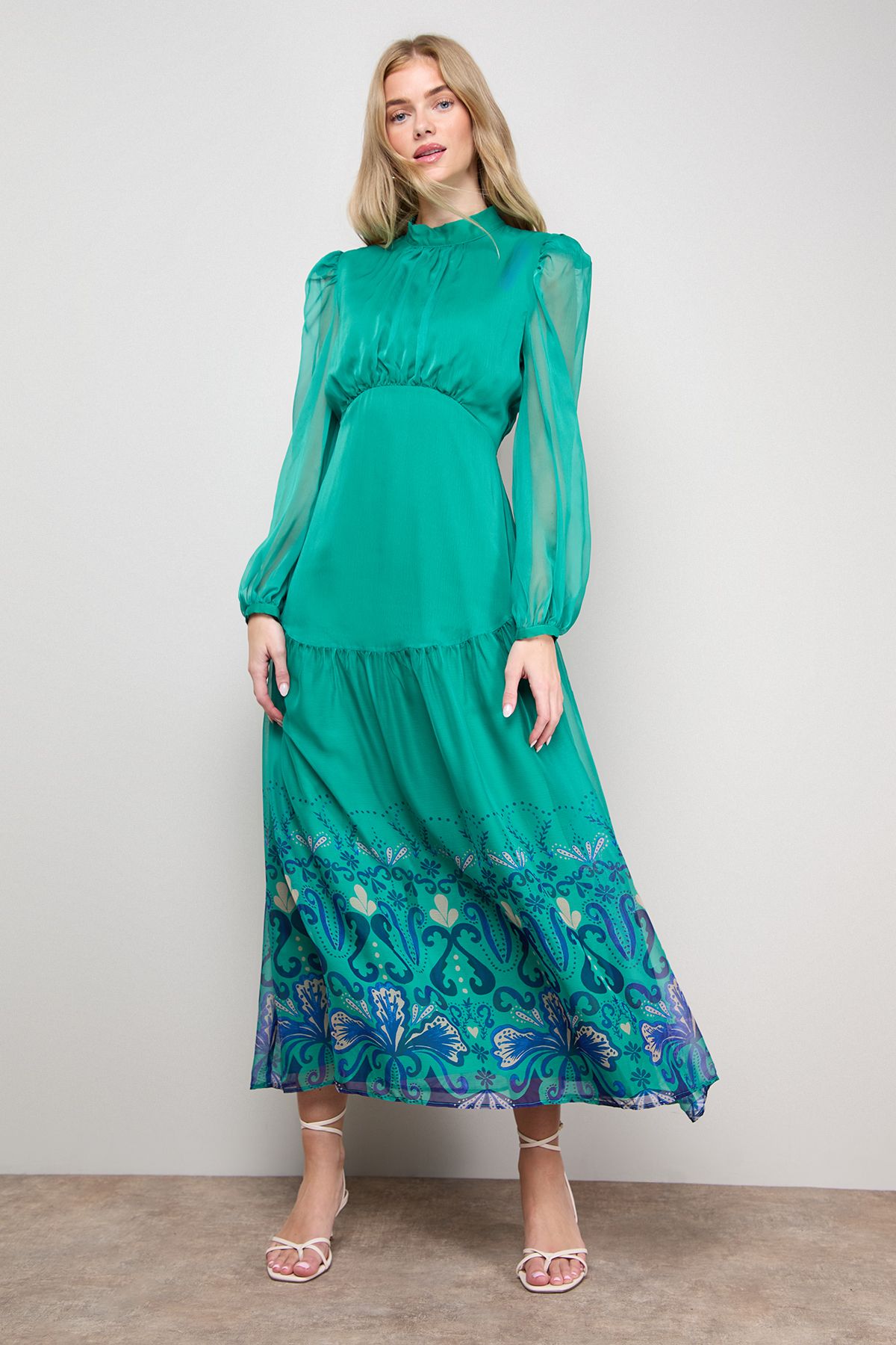 Oasis Printed Dropped Curved Waist Long Sleeve Maxi Dress Green image 2