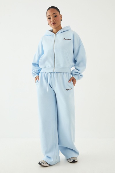 DSGN Studio DSGN Studio Script Embroidered Straight Leg Jogger Light Blue