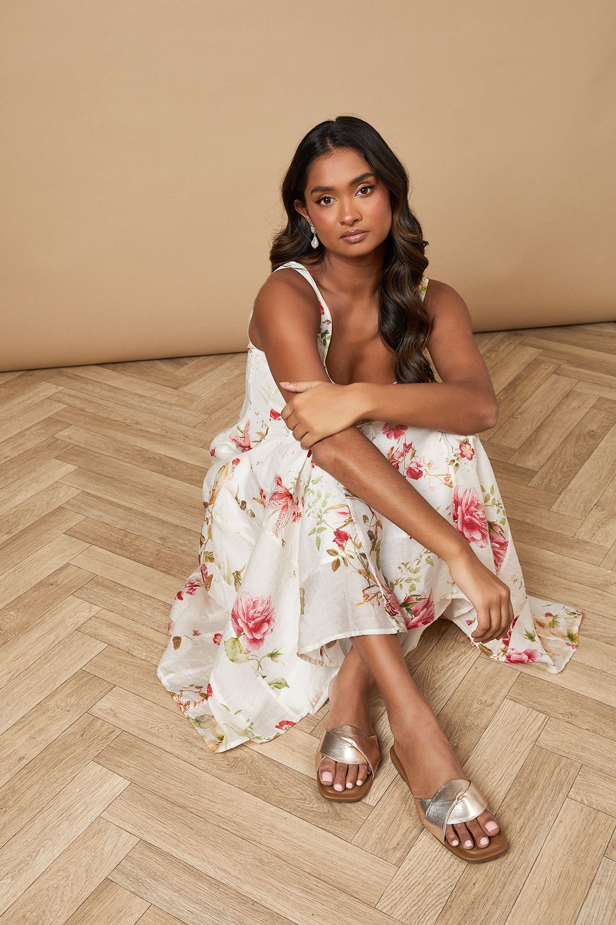 Oasis Fleeta Real Leather Twist Flat Sliders Gold image 2