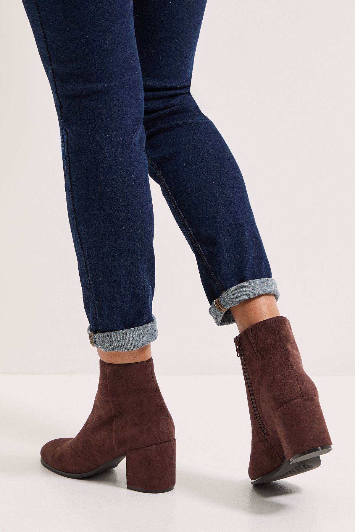 Dorothy Perkins Morgan Round Toe Medium Block Heel Ankle Boots Brown image 4