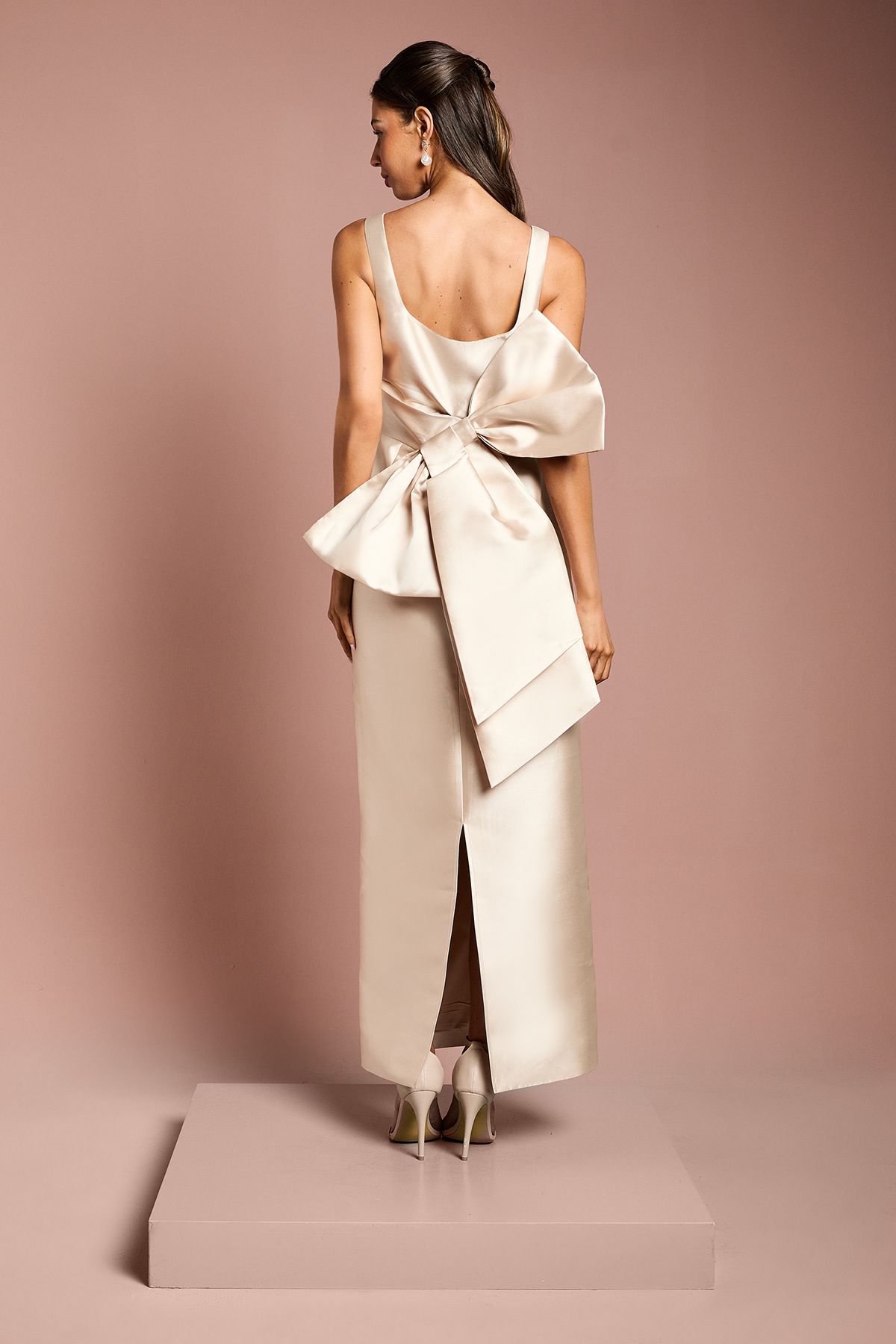 Coast Twill Sleeveless Column Bridesmaid Dress with Statement Bow Back Champagne image 4