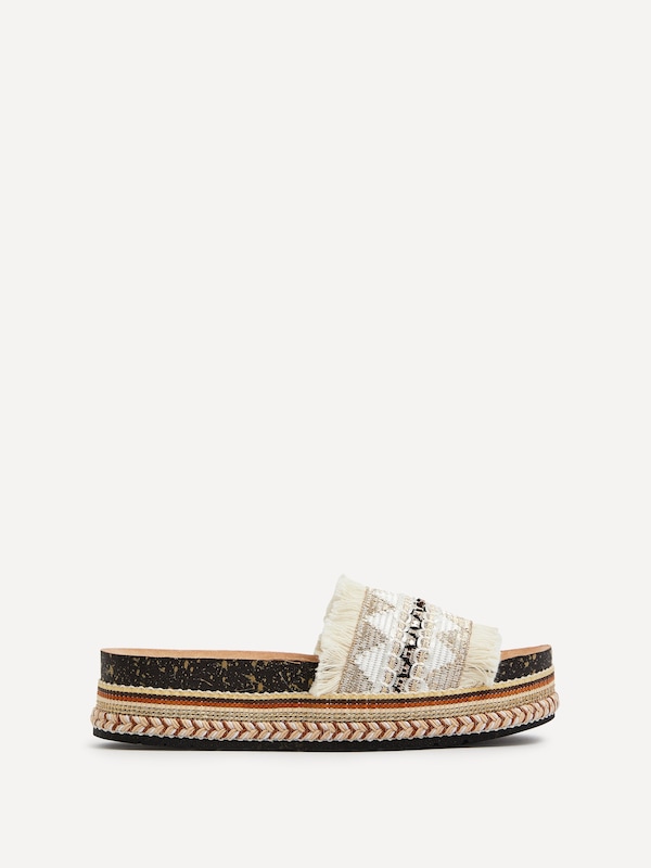 Linzi Janelle Neutral Flatform Slip On Sandal