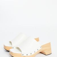 Shnoo Sandals image 1