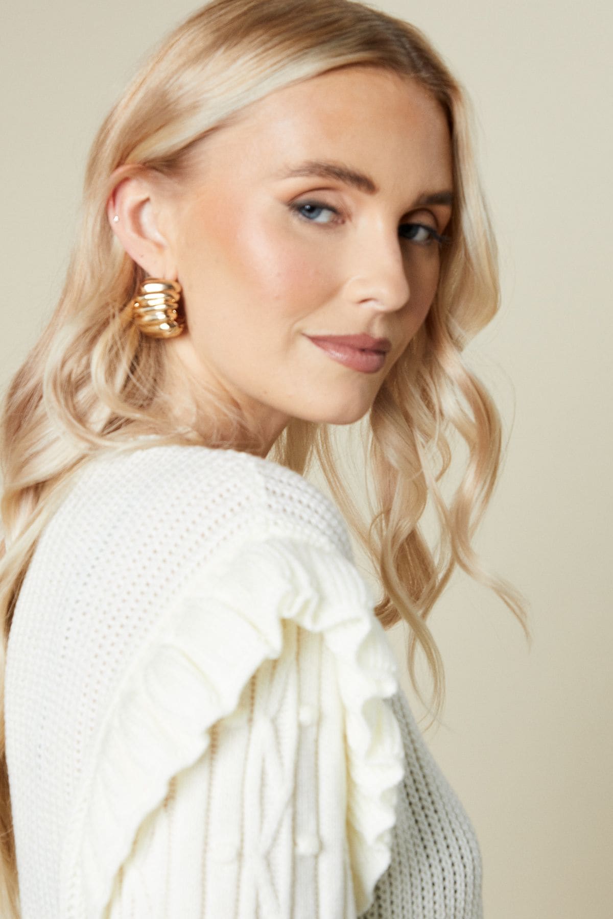 Dorothy Perkins Frill Shoulder Embellished Sleeve Crew Neck Jumper Ivory image 4