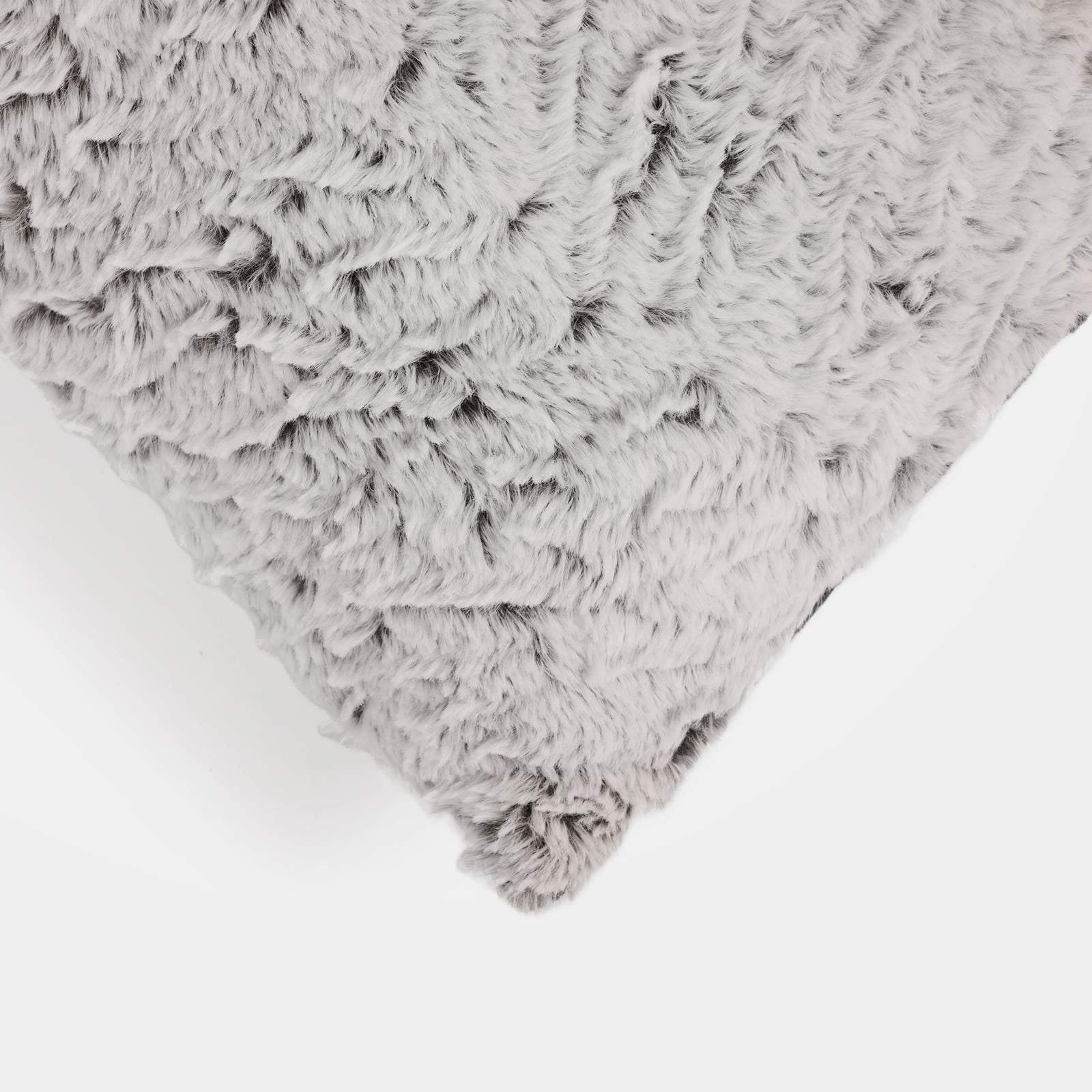 OHS 2 Pack Two Tone Faux Fur Soft Fleece Cushion Covers - 45 x 45cm image 3