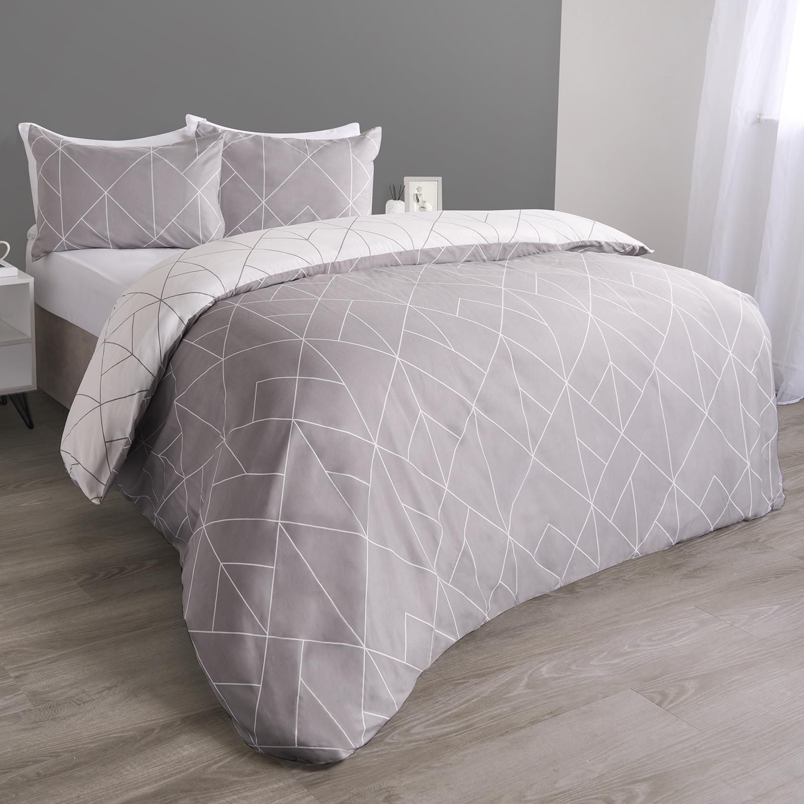 OHS Geometric Reversible Bedding Set Soft Duvet Cover with Pillowcase image 2