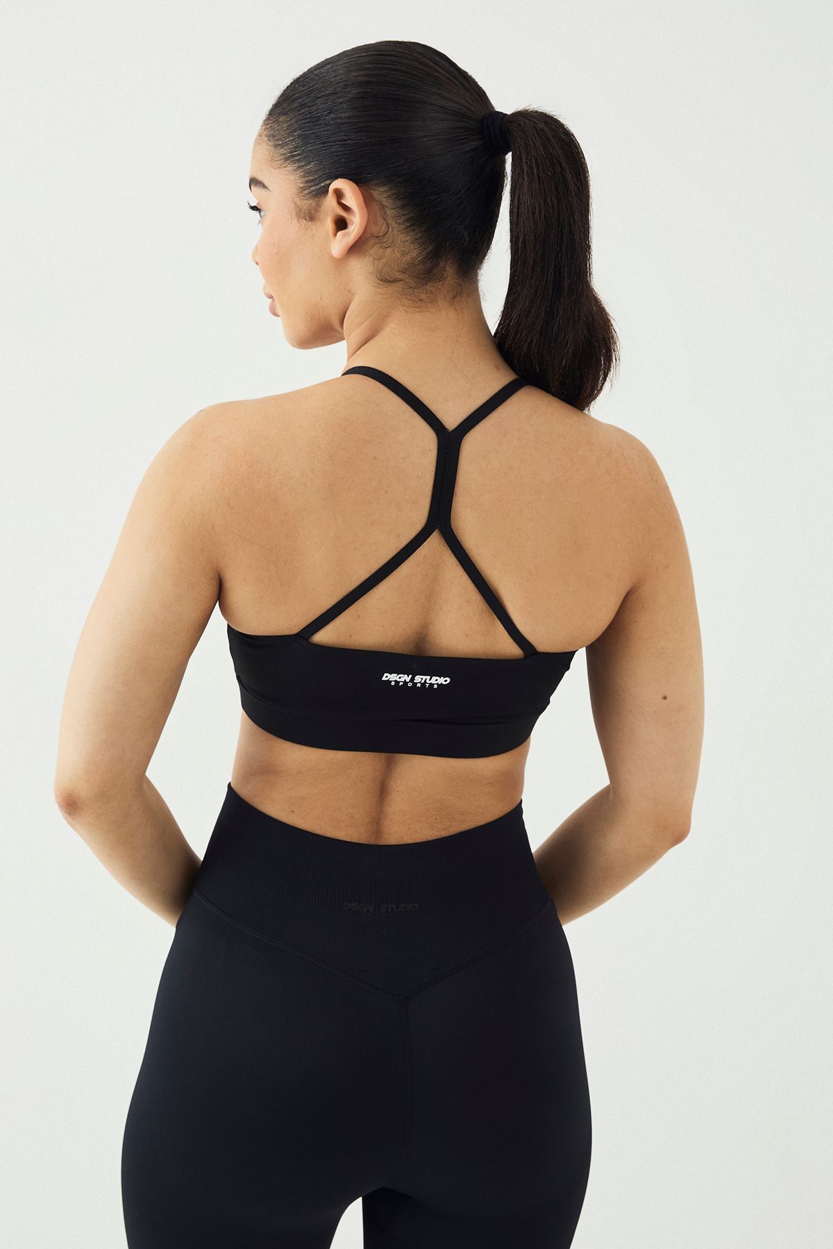 DSGN Studio DSGN Studio T Back Sports Bra Black image 2