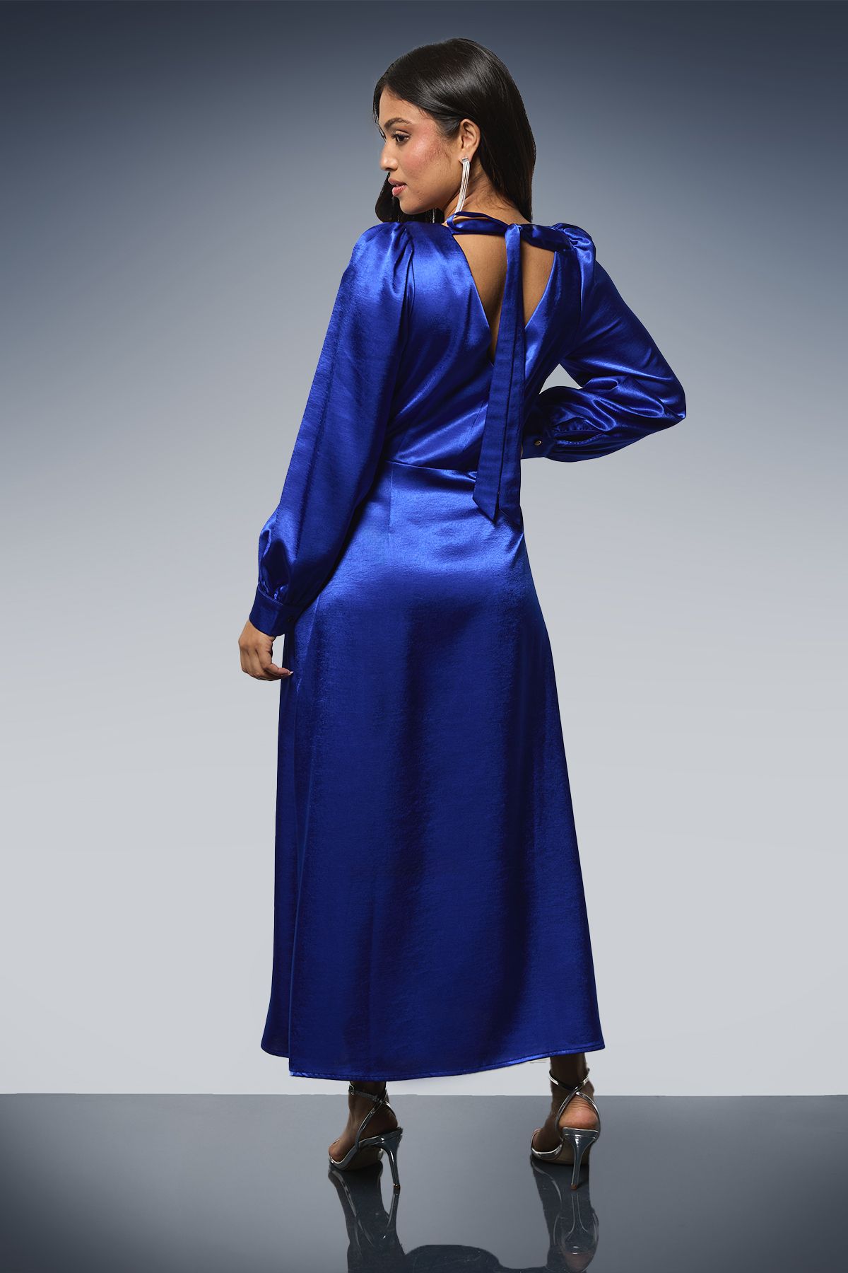 Dorothy Perkins Petite DP Luxe Blouson Empire Sleeve Seam Detail Midi Dress Cobalt image 3
