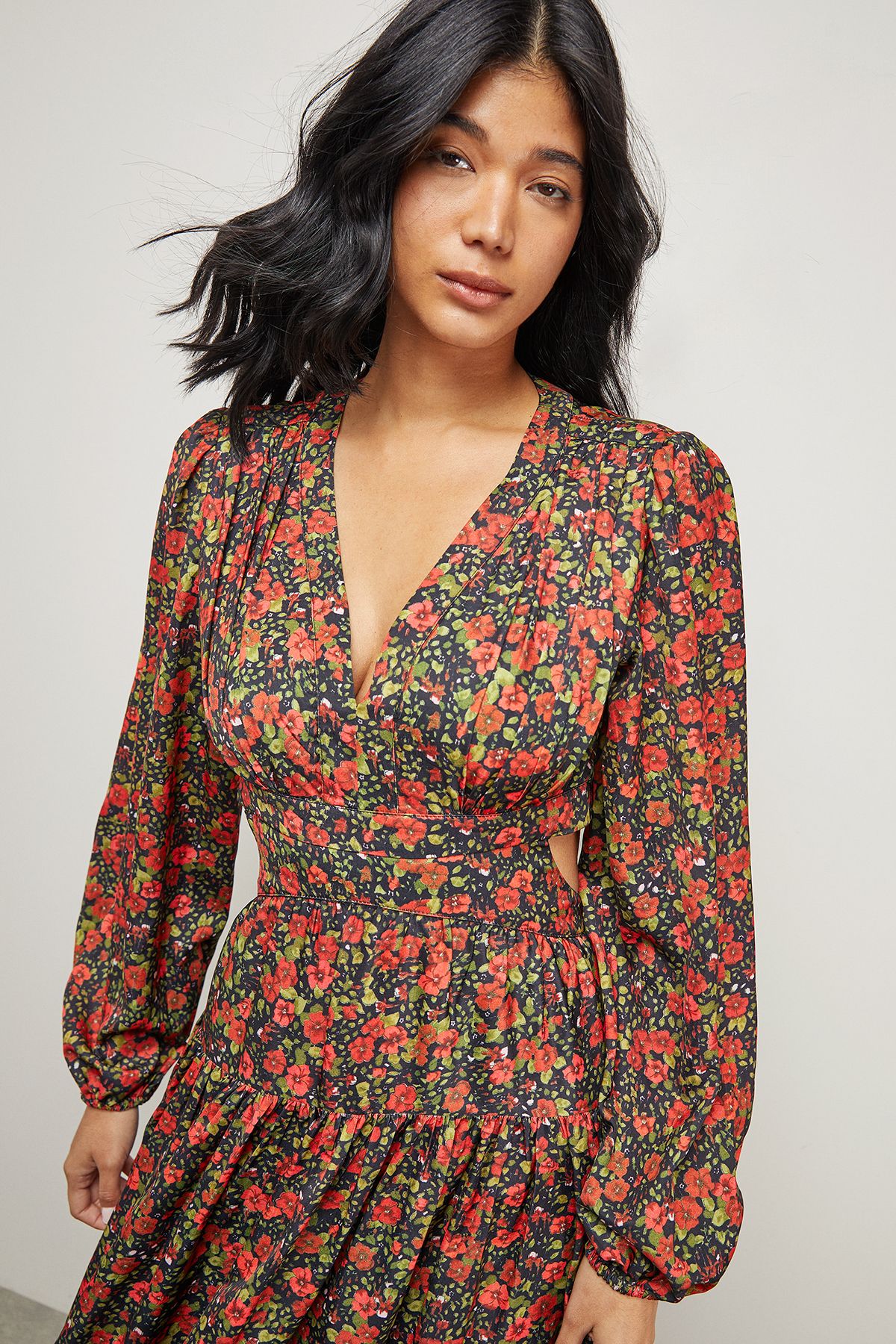 Warehouse Premium Satin Open Back Maxi Dress Floral image 4