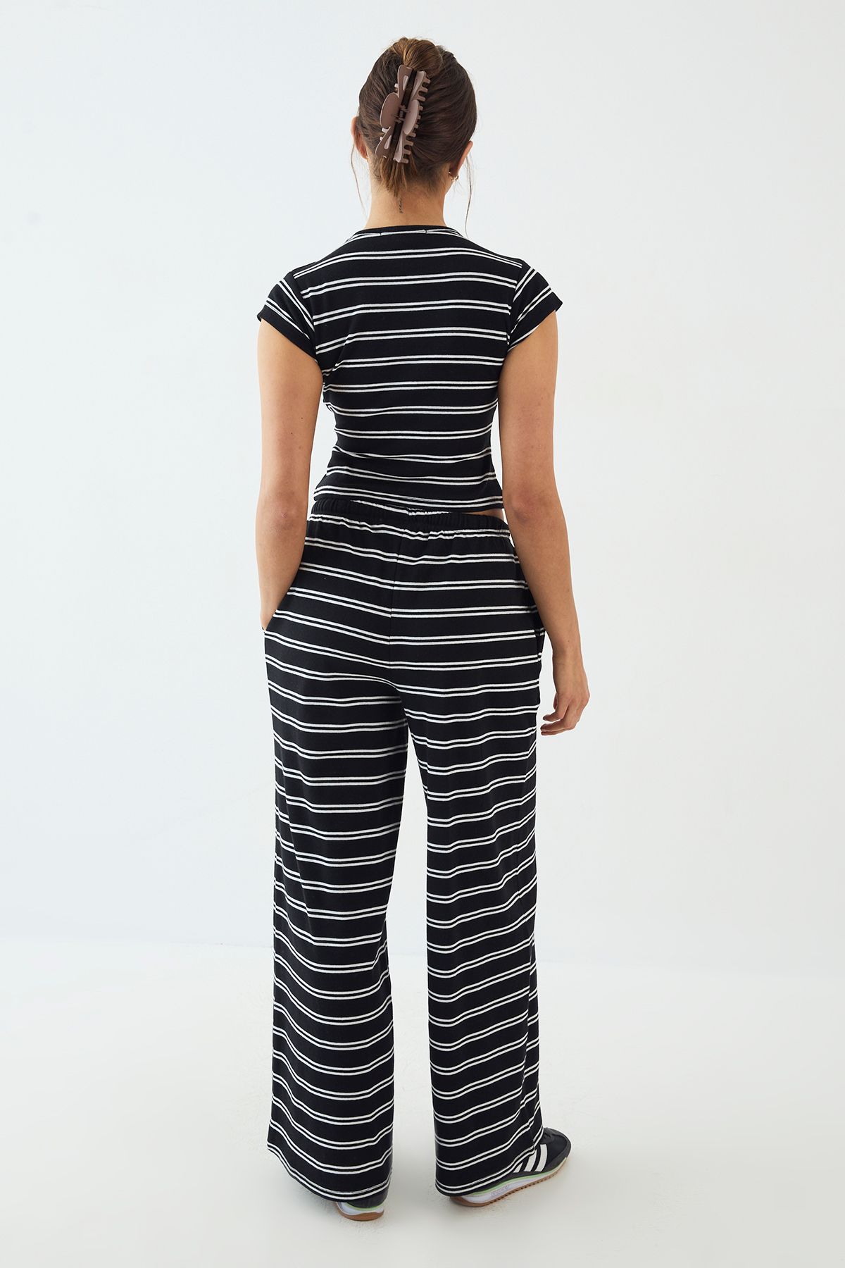 DSGN Studio DSGN Studio Stripe Wide Leg Trouser Black image 2