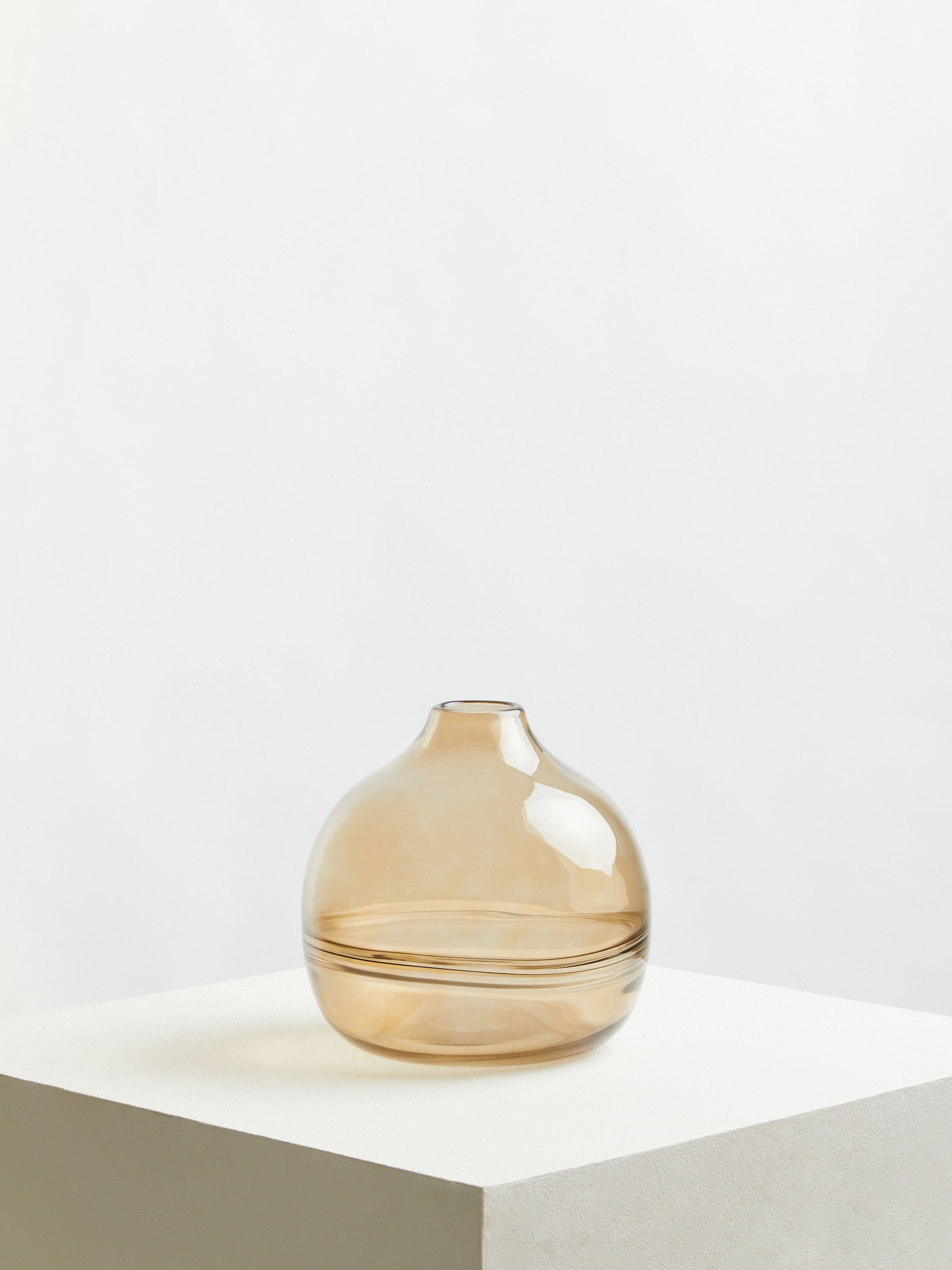 Orsina Decorative Small Vase, Unique Glass Flower Vase, Easy To Care Vase For Flowers, Versatile Pottery Vase image 2