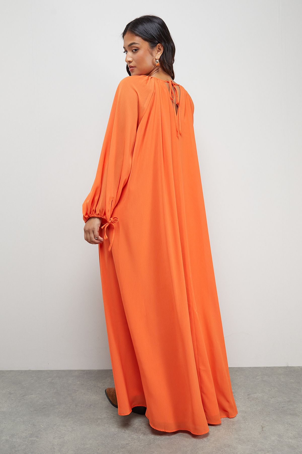 Warehouse Petite Chiffon High Neck Trapeze Maxi Dress Orange image 3