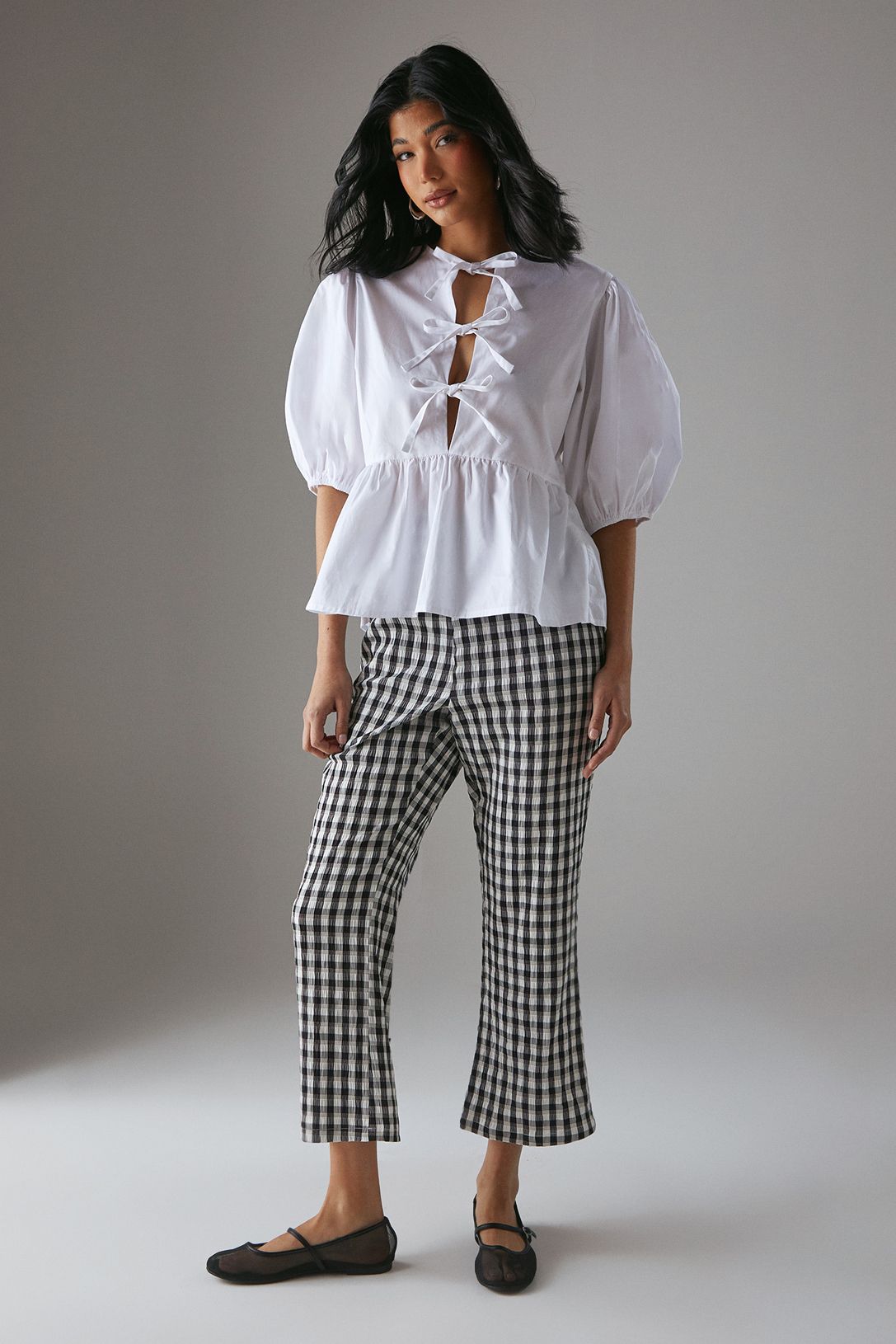 Warehouse Gingham High Waisted Cropped Trousers Black image 2