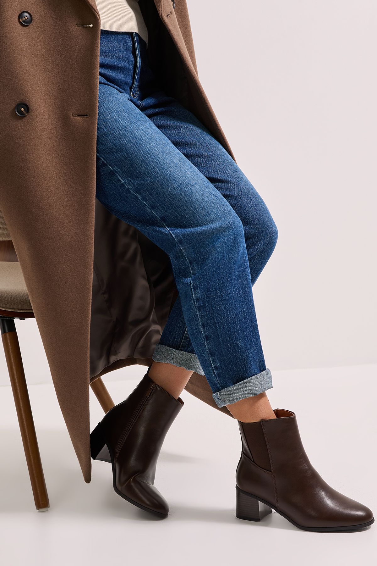 Dorothy Perkins Wide Fit Maias Block Heel Chelsea Boots Brown image 1