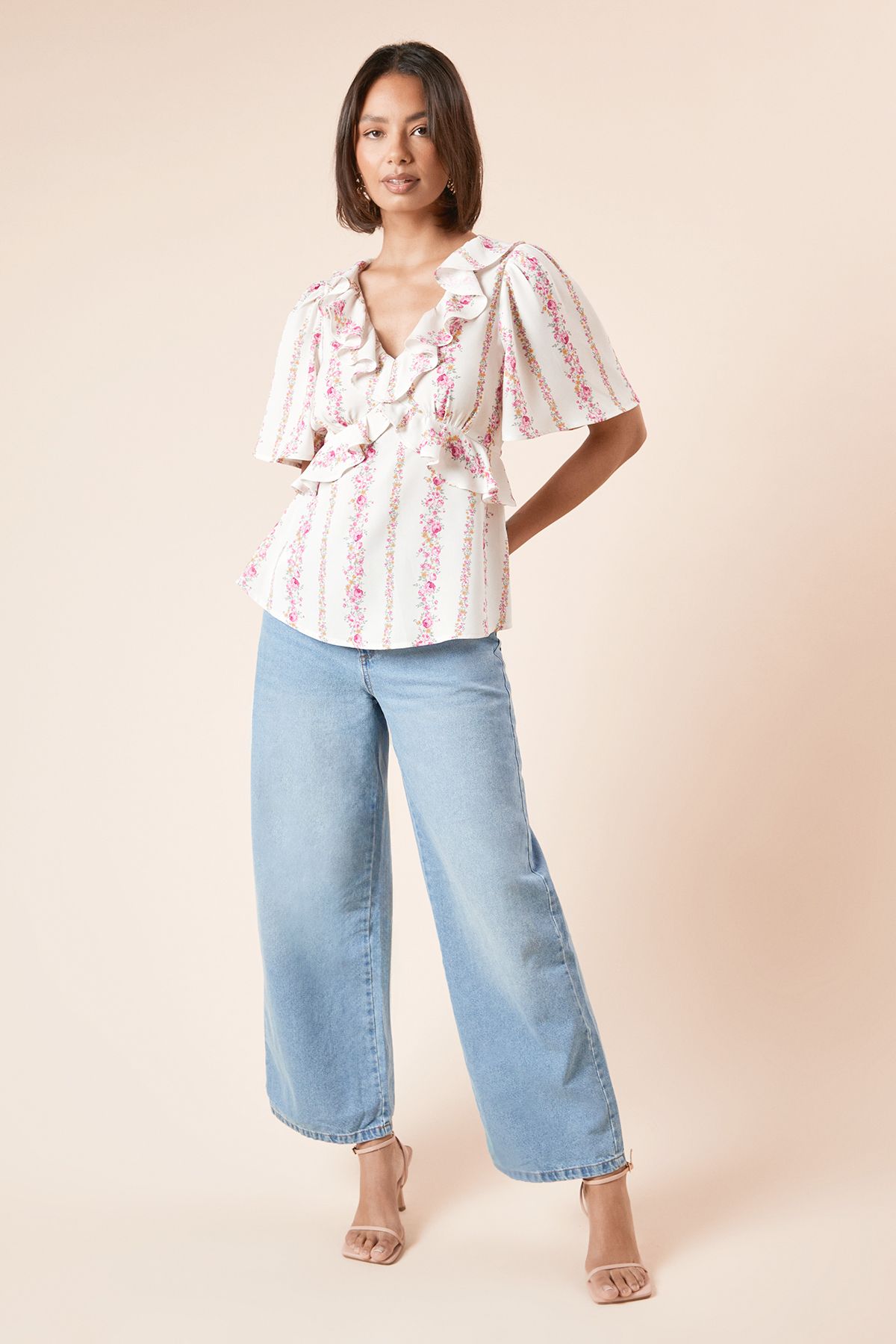 Dorothy Perkins Frill Detail Angel Sleeve Tie Back Blouse Floral image 2