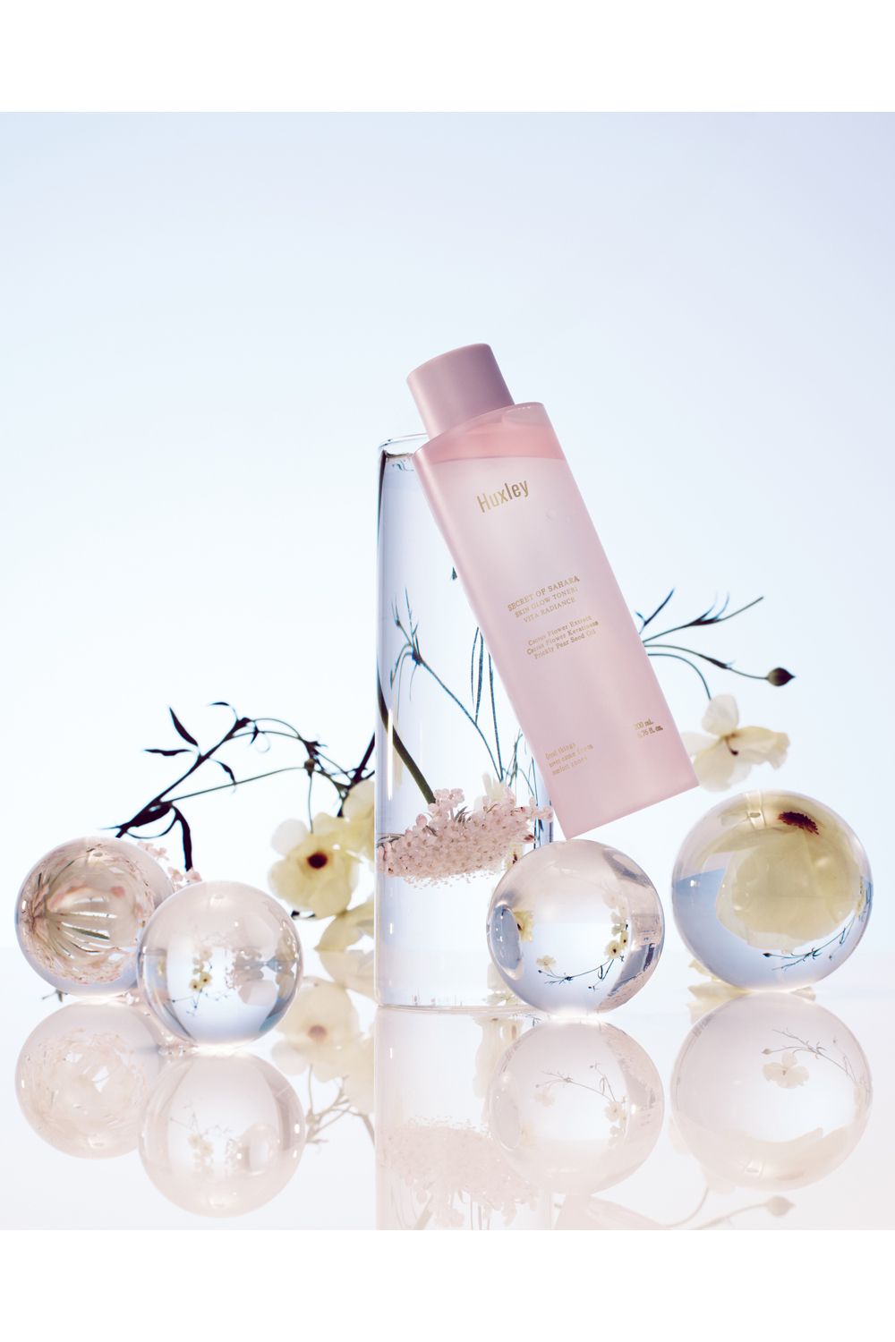 Huxley Skin Glow Toner; Vita Radiance 200ml Misc image 4