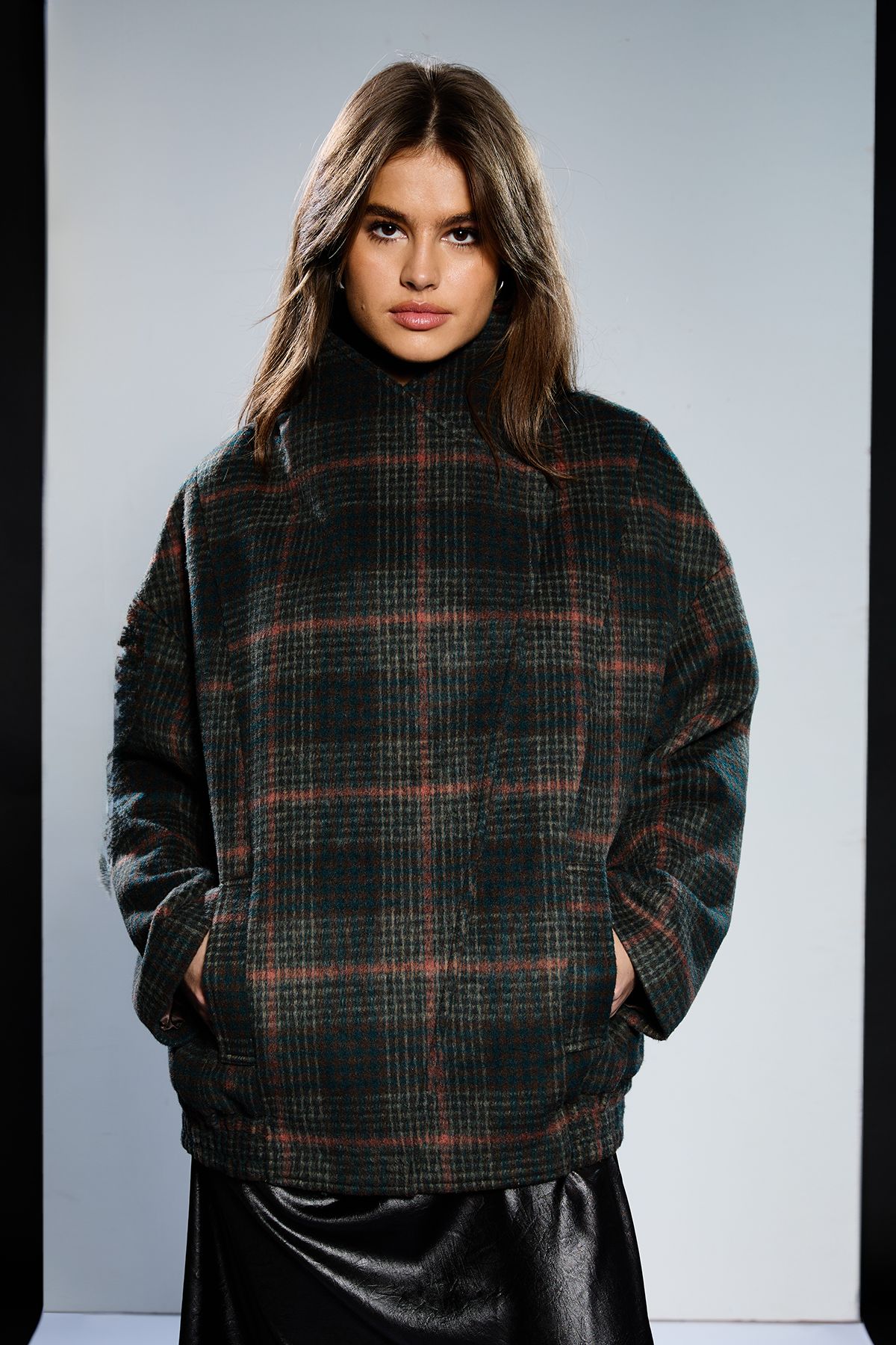 RUNWAY 1.8.1.8 Runway 1.8.1.8 Check Wrap Front Grown Collar Coat Navy image 5