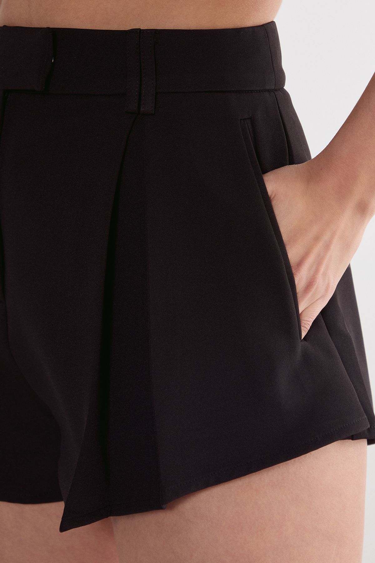 NastyGal Tailored Pleated Front Shorts Black image 5