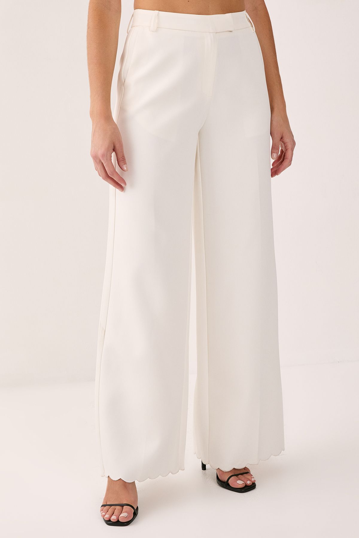 NastyGal Scallop Embroidered Tailored Wide Leg Pants White