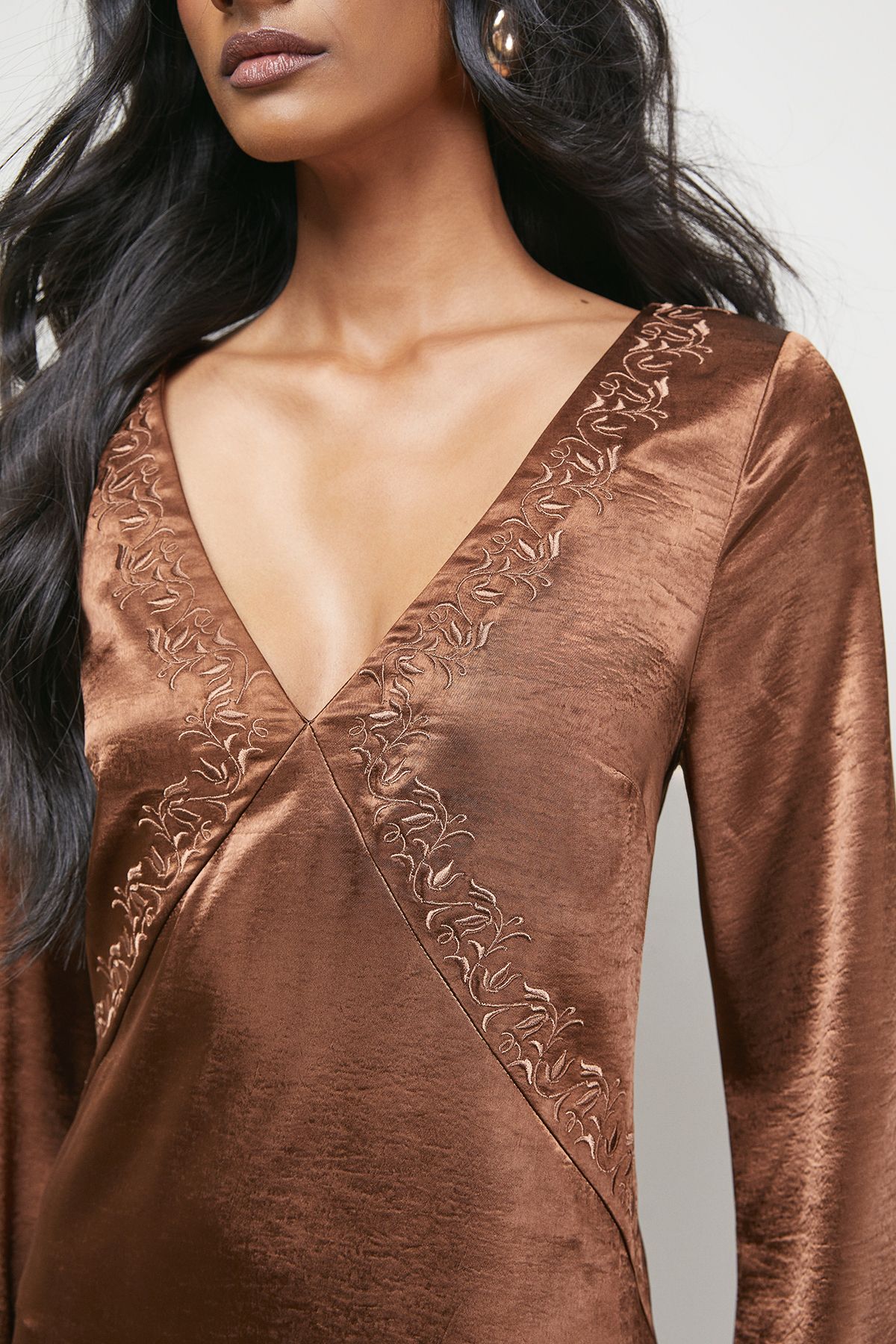 Warehouse Embroidered Satin Plunge Neck Flare Sleeve Midi Dress Burgundy image 5