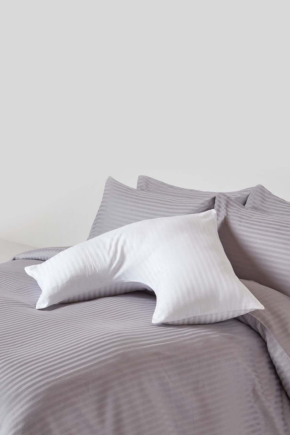 Homescapes Egyptian Cotton Super Soft V Shaped Pillowcase 330 TC image 2