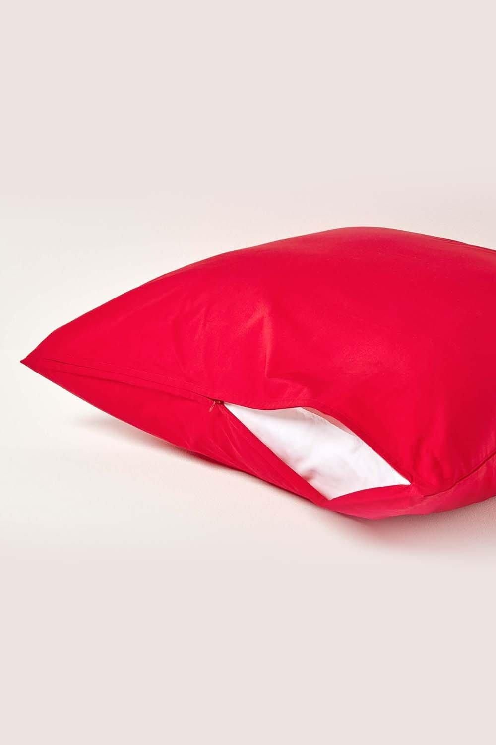 Homescapes Continental Egyptian Cotton Pillowcase 200 TC, 80 x 80 cm image 3