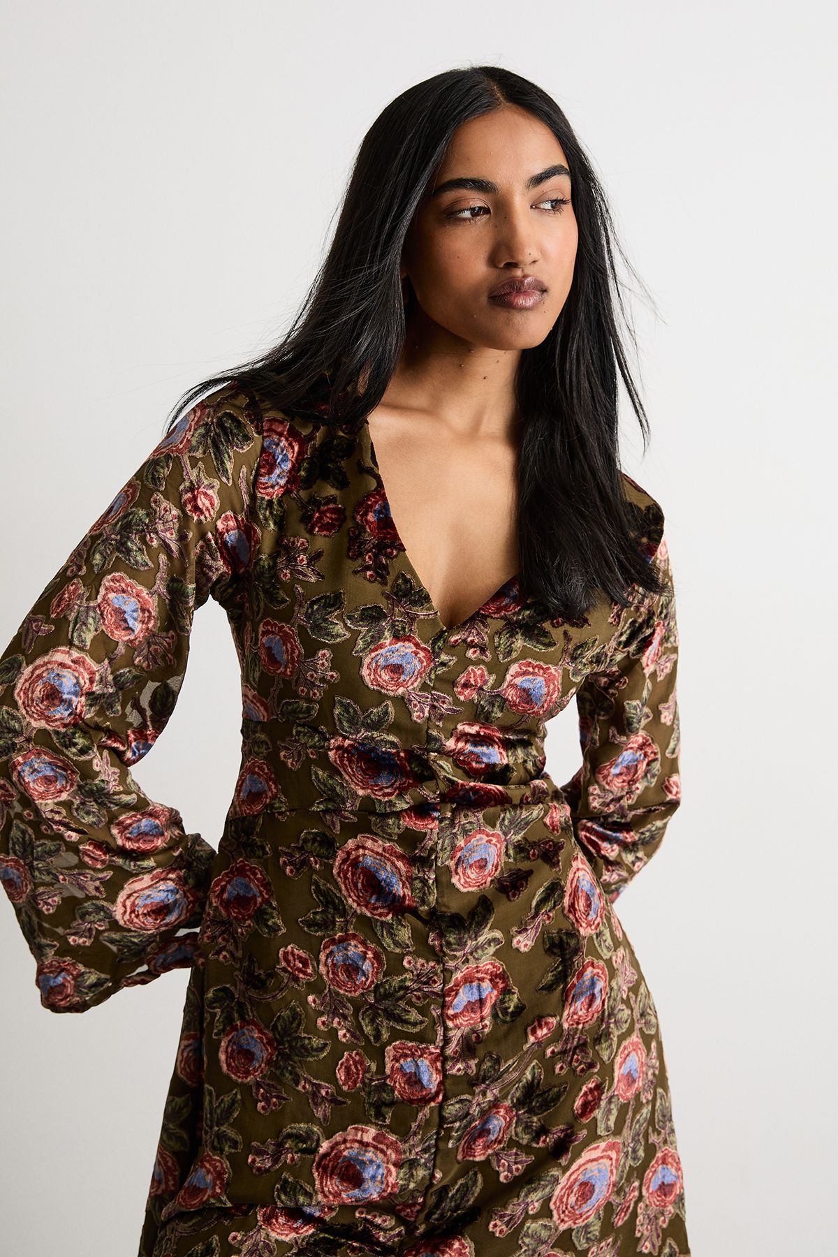 Warehouse Devore Plunge Neck Waisted Midi Dress Green image 1