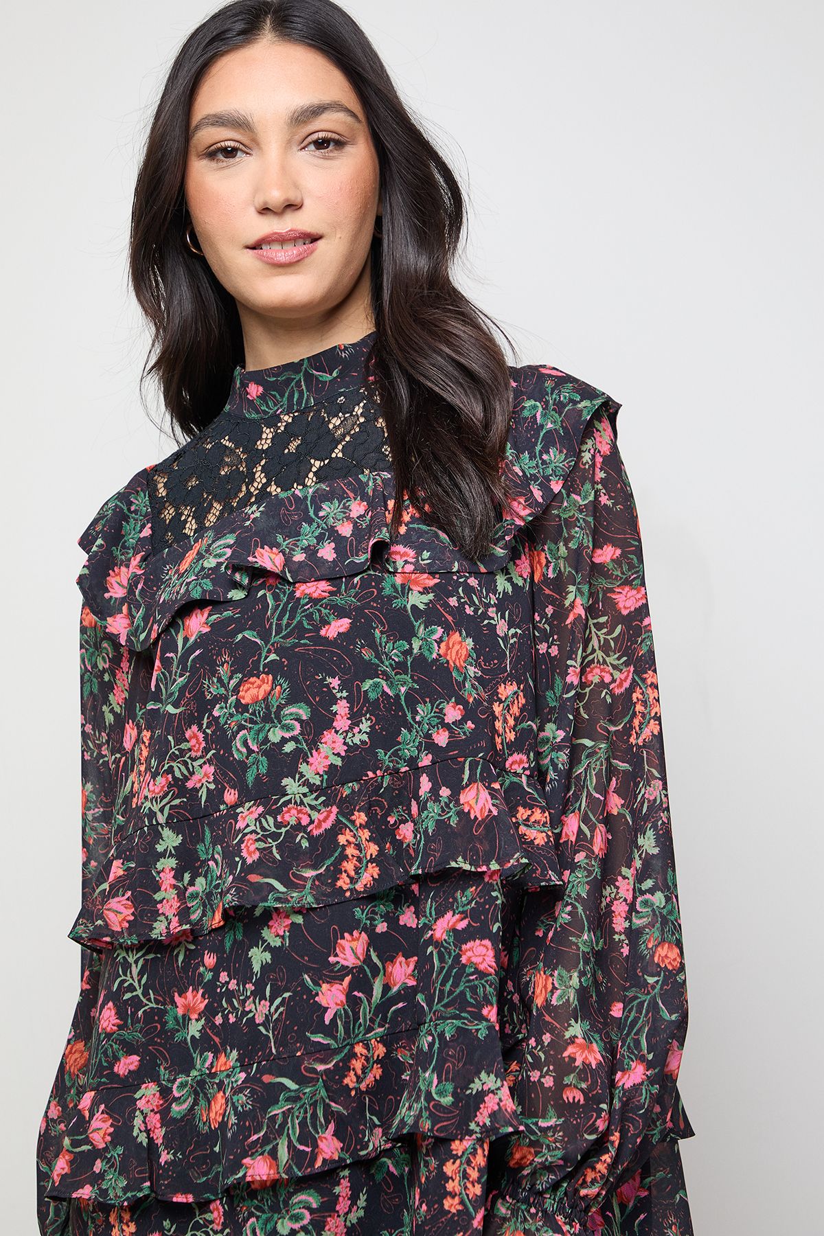 Oasis Printed Chiffon Lace Detail Tiered Long Sleeve Mini Dress Black image 4