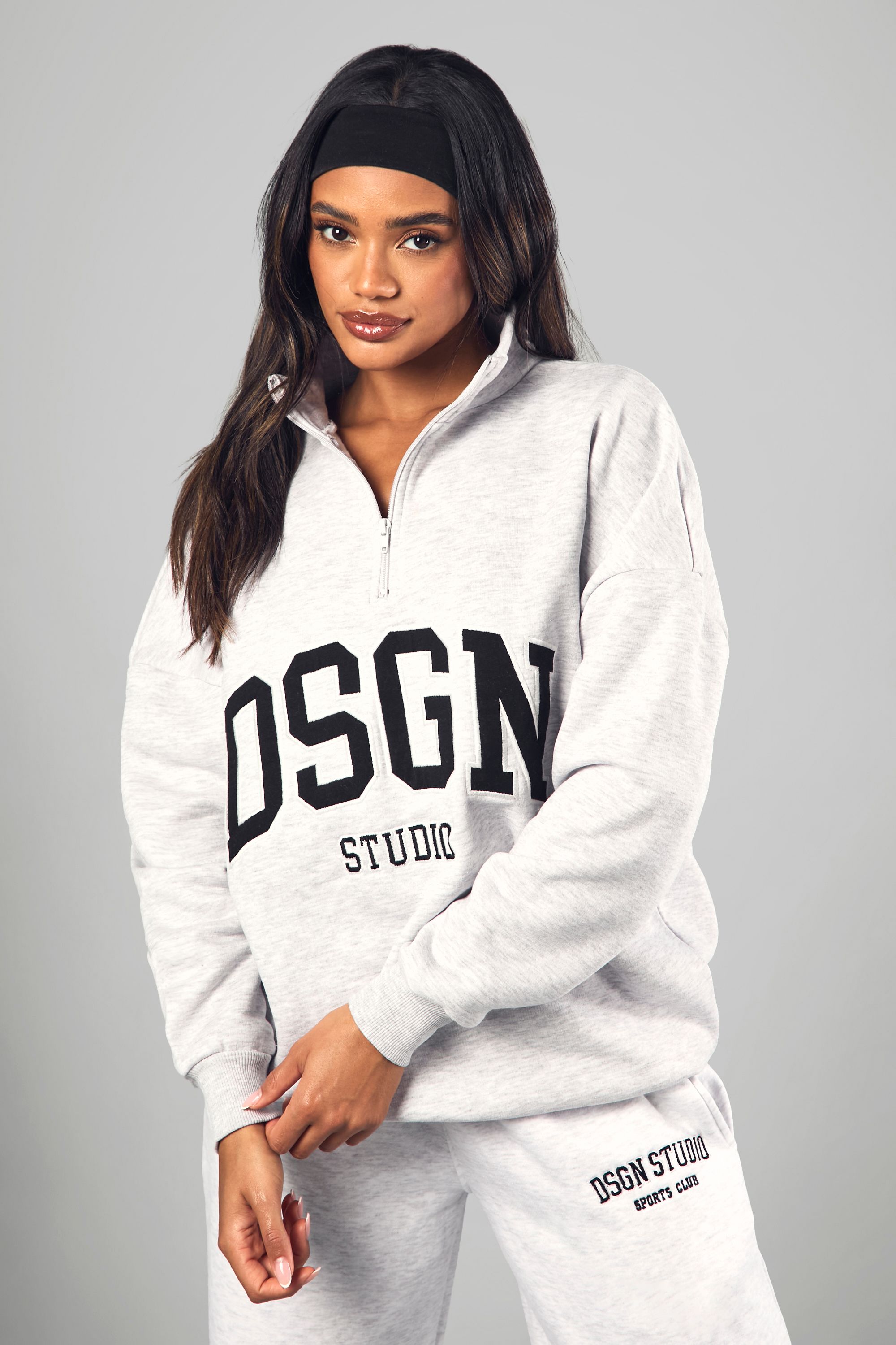 DSGN Studio DSGN Studio Applique Oversized Half Zip Sweatshirt Ash Grey image 3