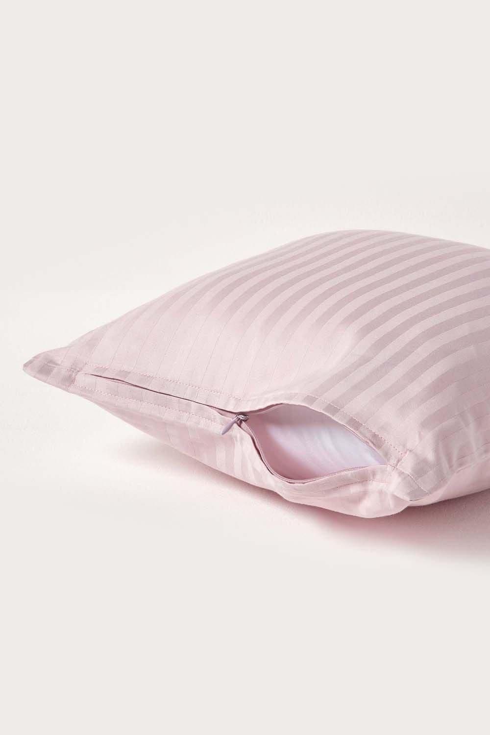 Homescapes Continental Egyptian Cotton Pillowcase 330 TC, 40 x 40 cm image 3