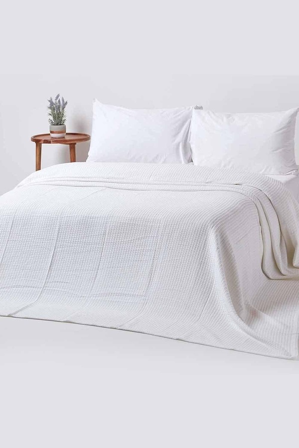 Homescapes Organic Cotton Waffle Blanket/ Throw
