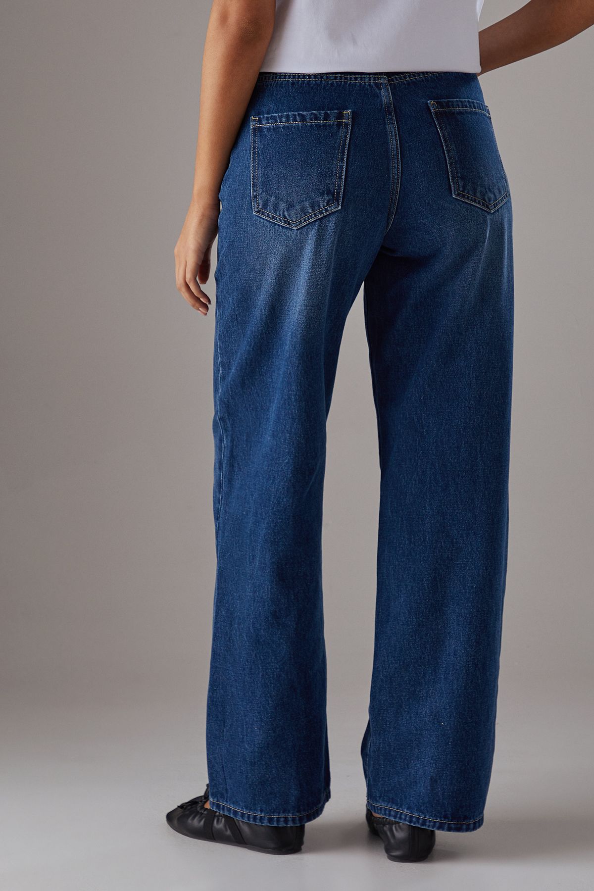 Warehouse Denim Low Rise Seam Detail Belted Wide Leg Jean Mid Wash image 4