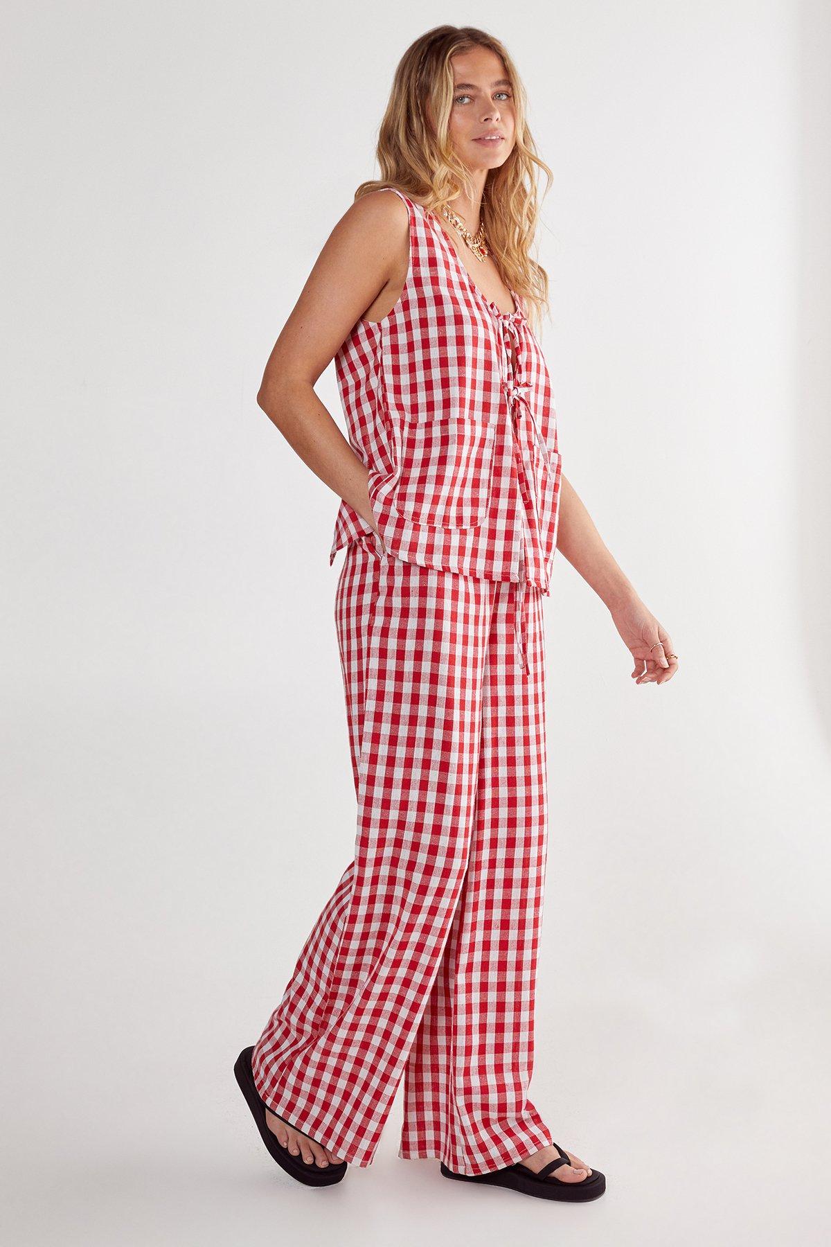 NastyGal Gingham Tie Front Vest Red image 2