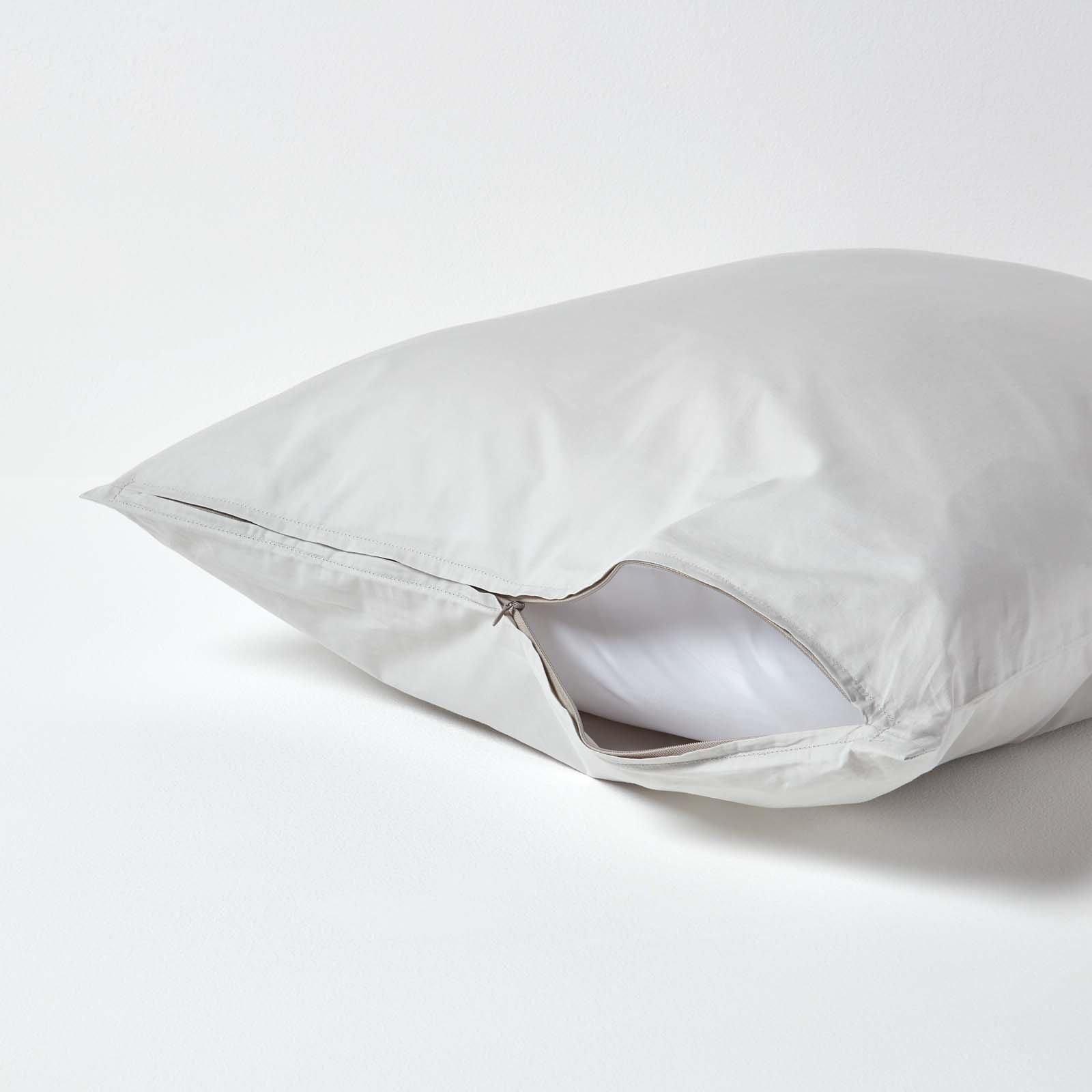 Homescapes Continental Egyptian Cotton Pillowcase 200 TC, 60 x 60 cm image 3