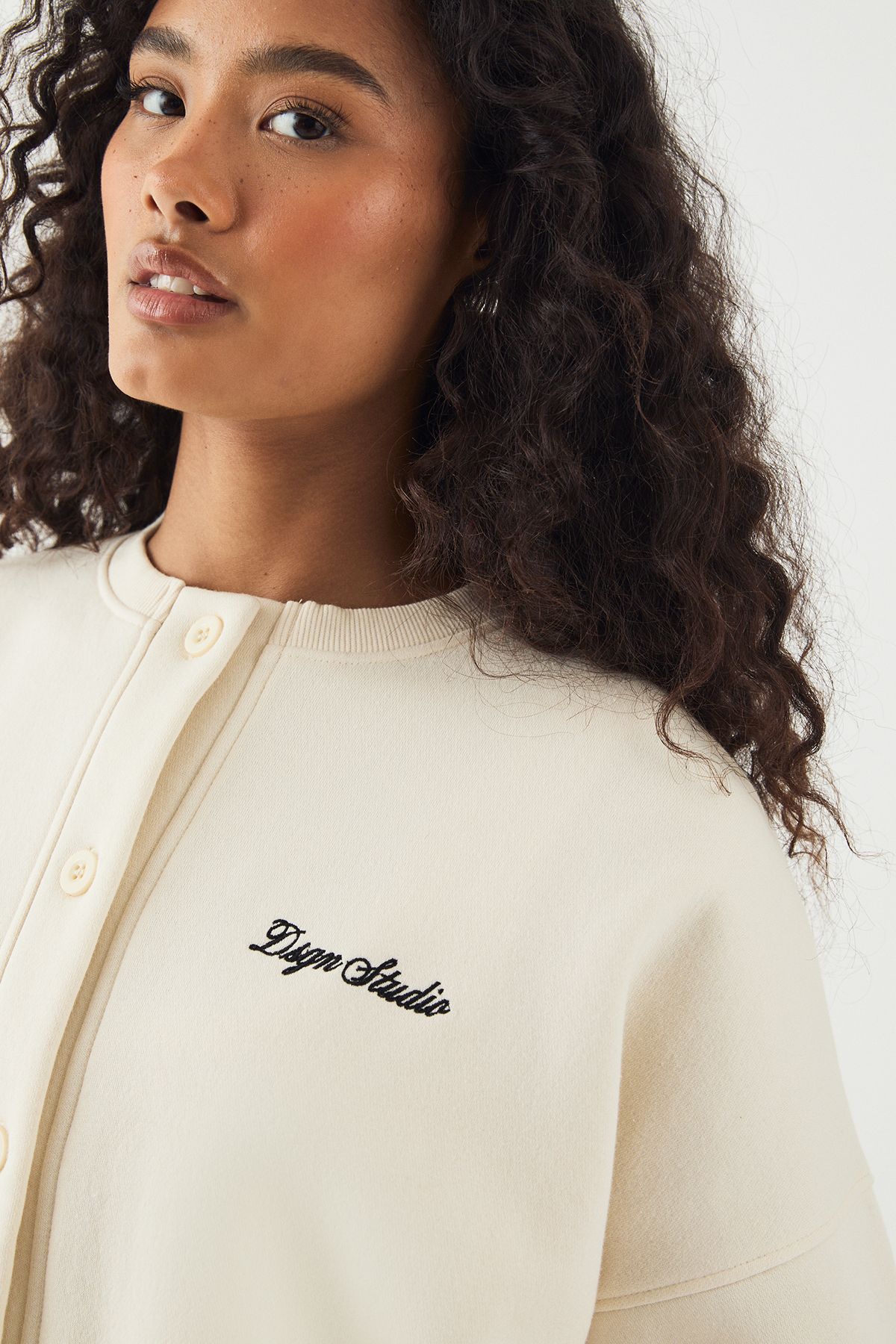 DSGN Studio DSGN Studio Button Through Sweatshirt Cream image 4