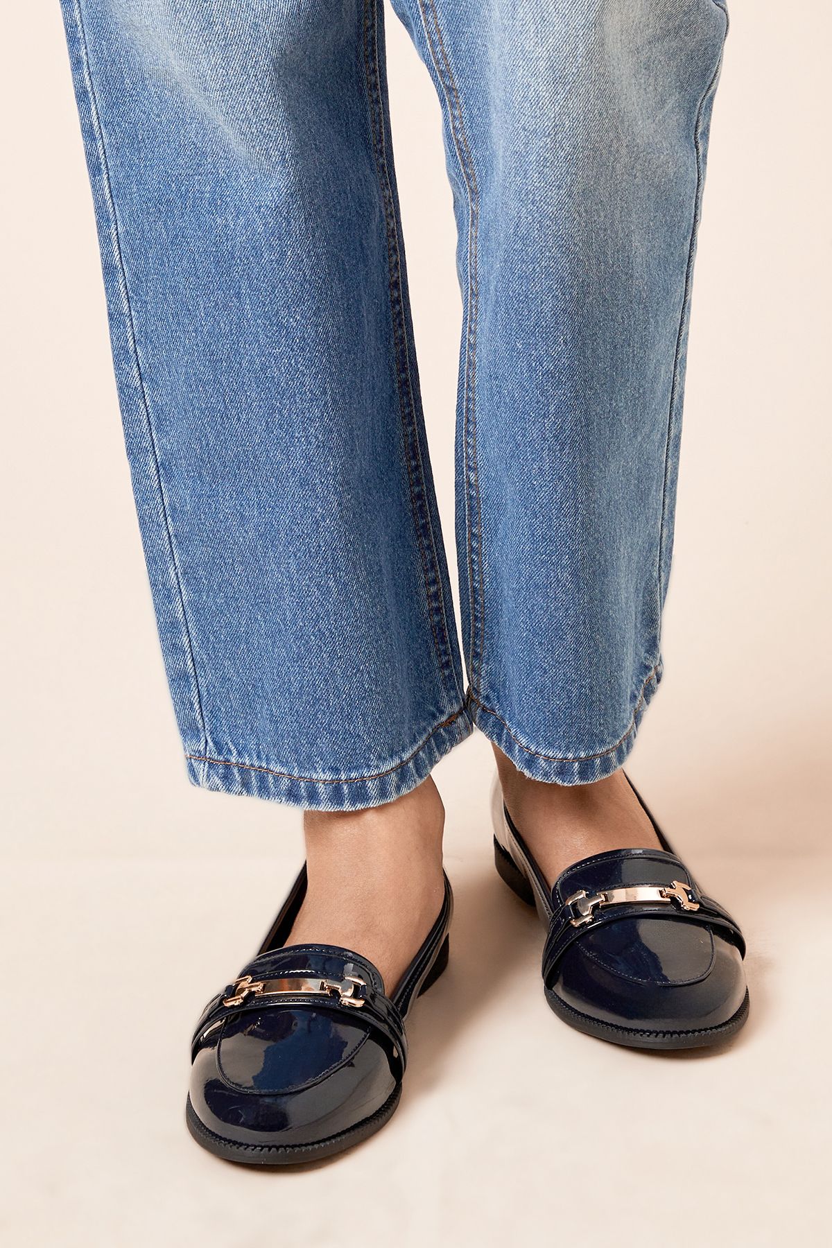 Dorothy Perkins Wide Fit Lora Snaffle Loafers Navy image 2