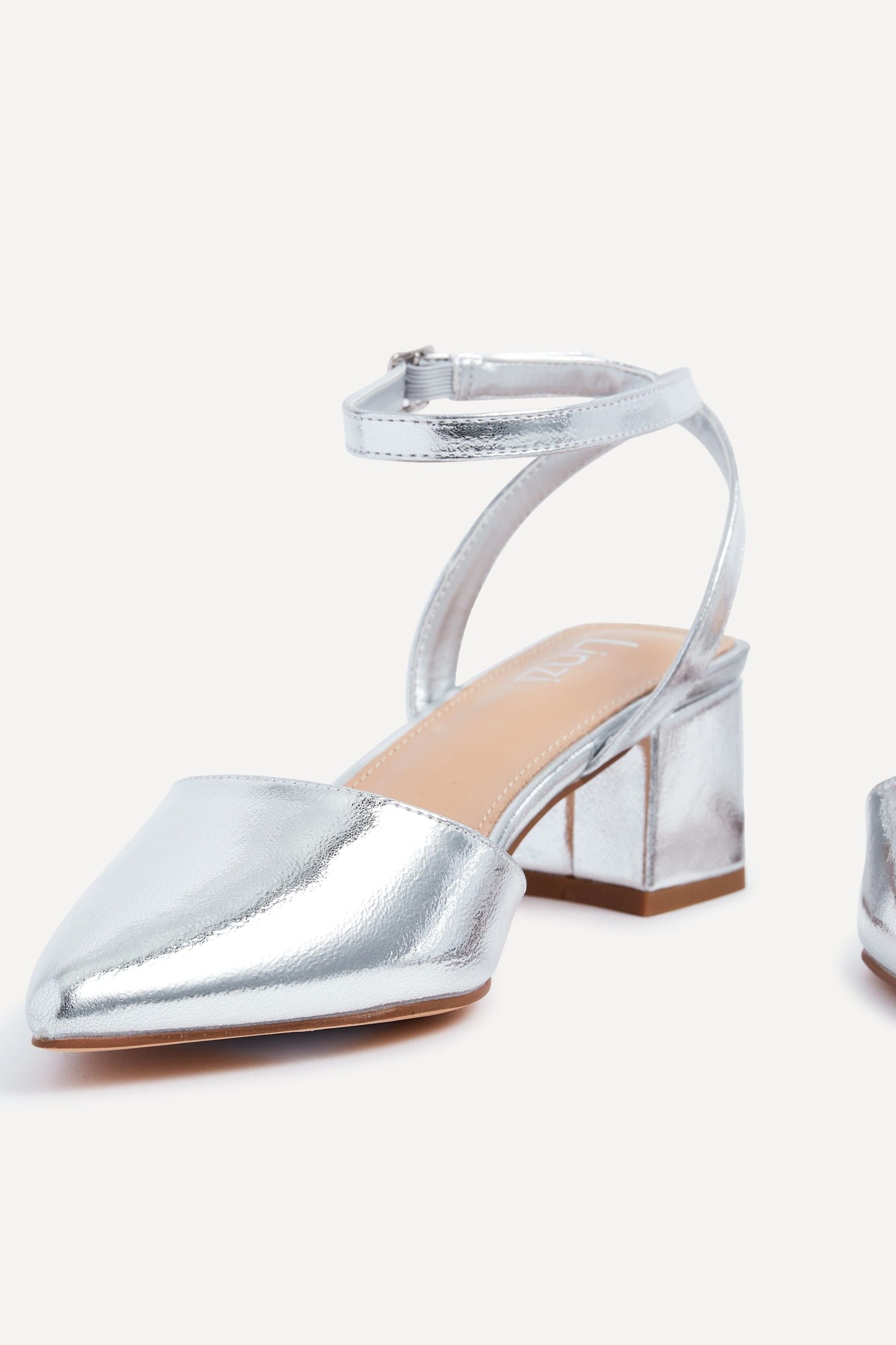 Linzi Suzy Wide Fit Silver Faux Leather Court Heel image 4